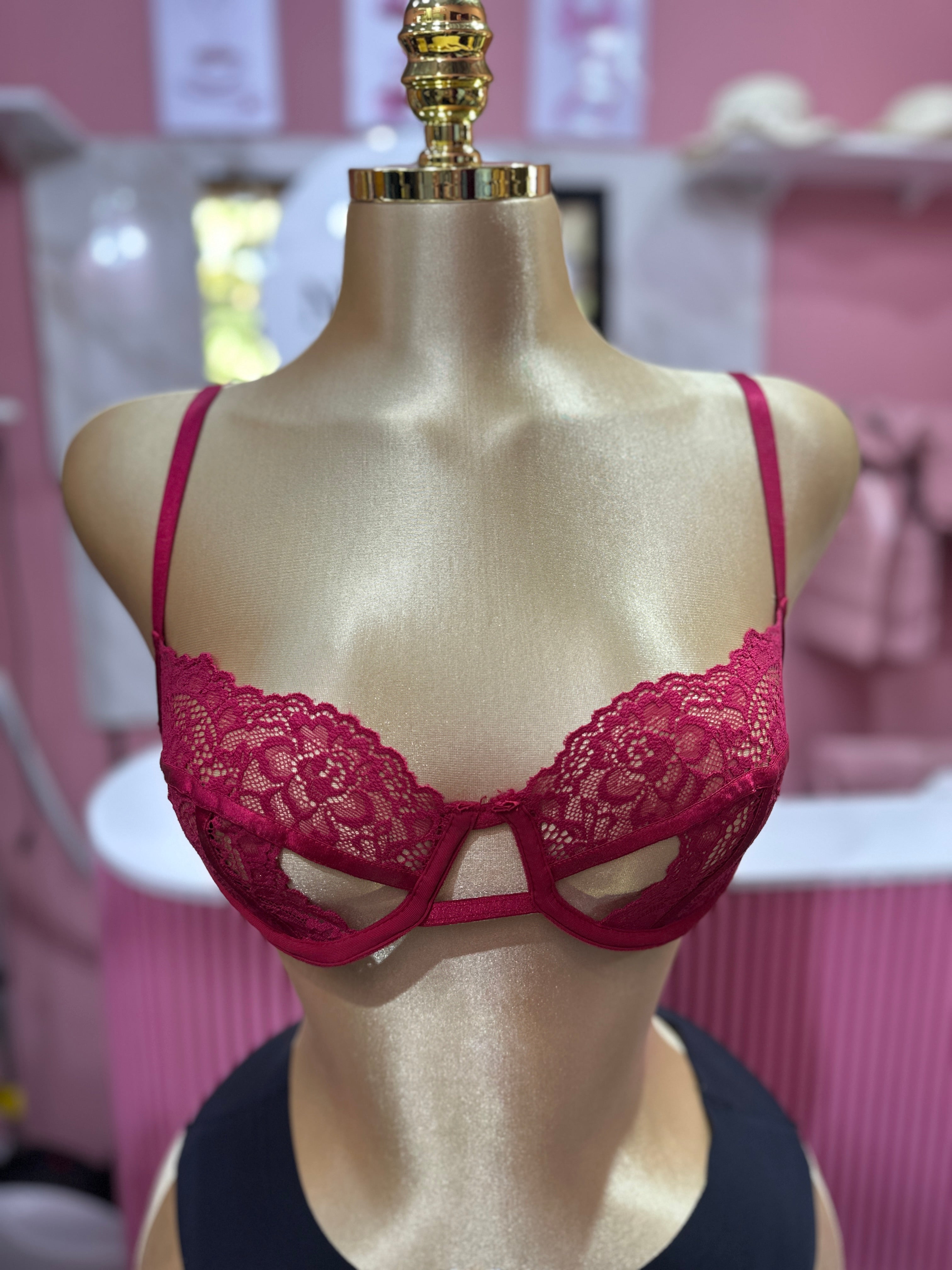 Brasier de Encaje con abertura frontal