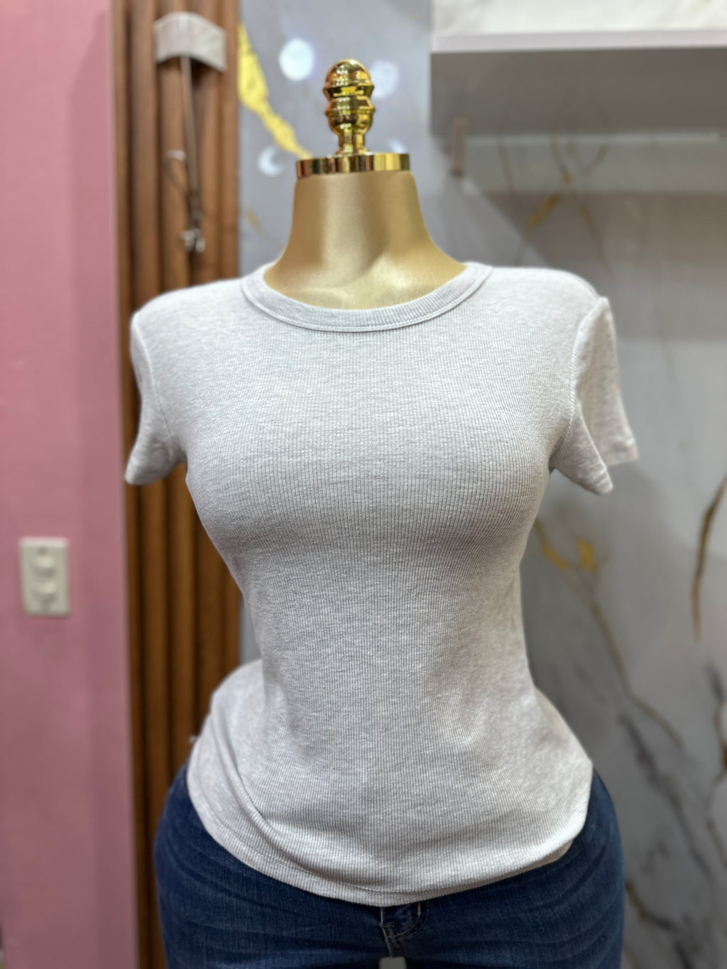 Blusa gris OLD NAVI de manga corta y de cuello redondo