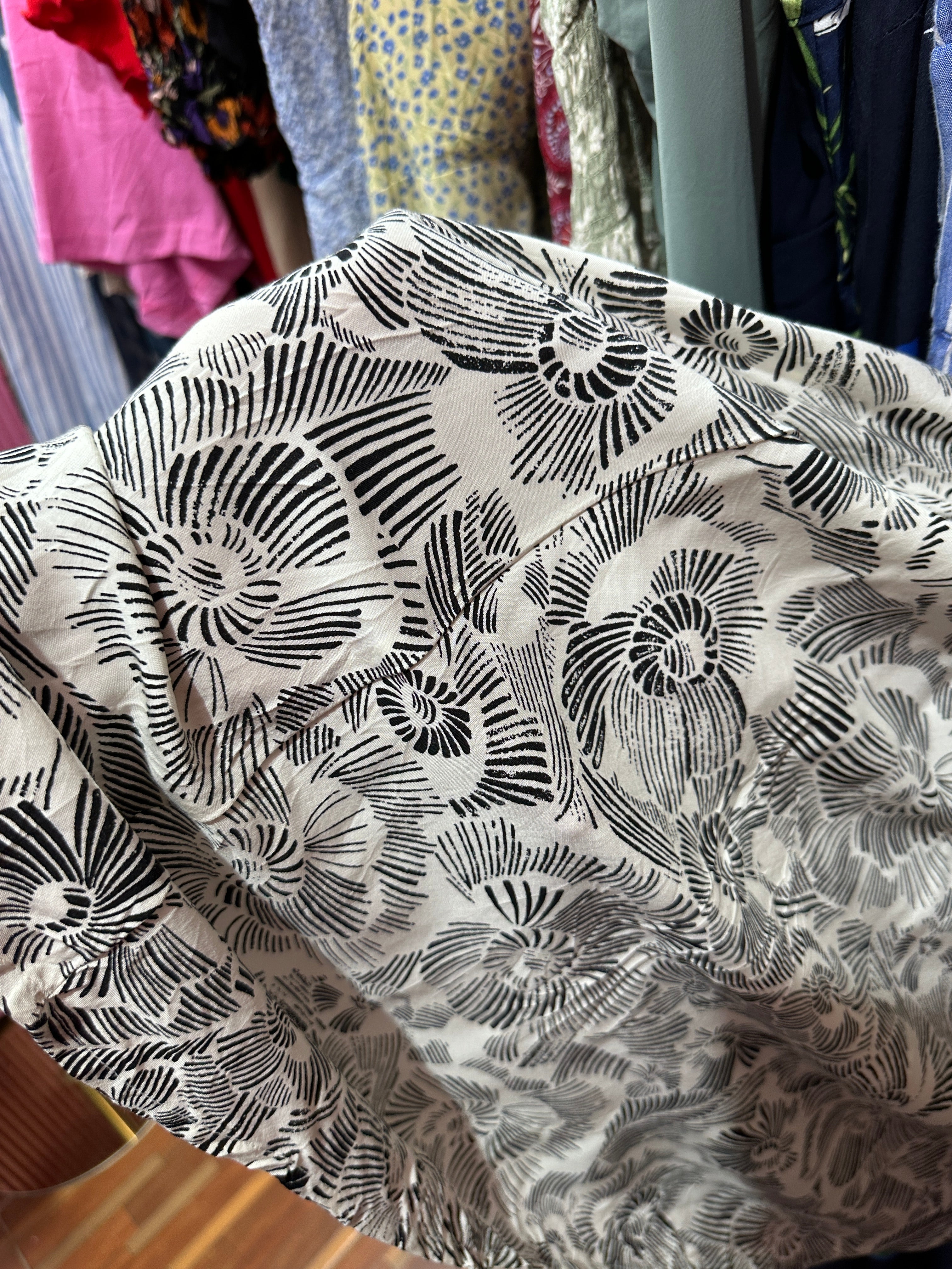 Vestido corto de tirantes, con Estampado