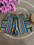 Short casual color verde rayado con elástico en la cintura